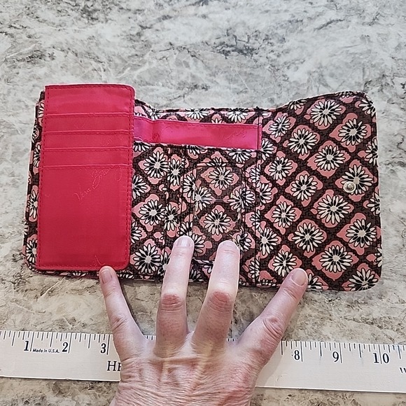 Vera Bradley Euro Wallet MOCHA ROUGE 10874-110 Retired Pattern brown pink - Picture 4 of 6
